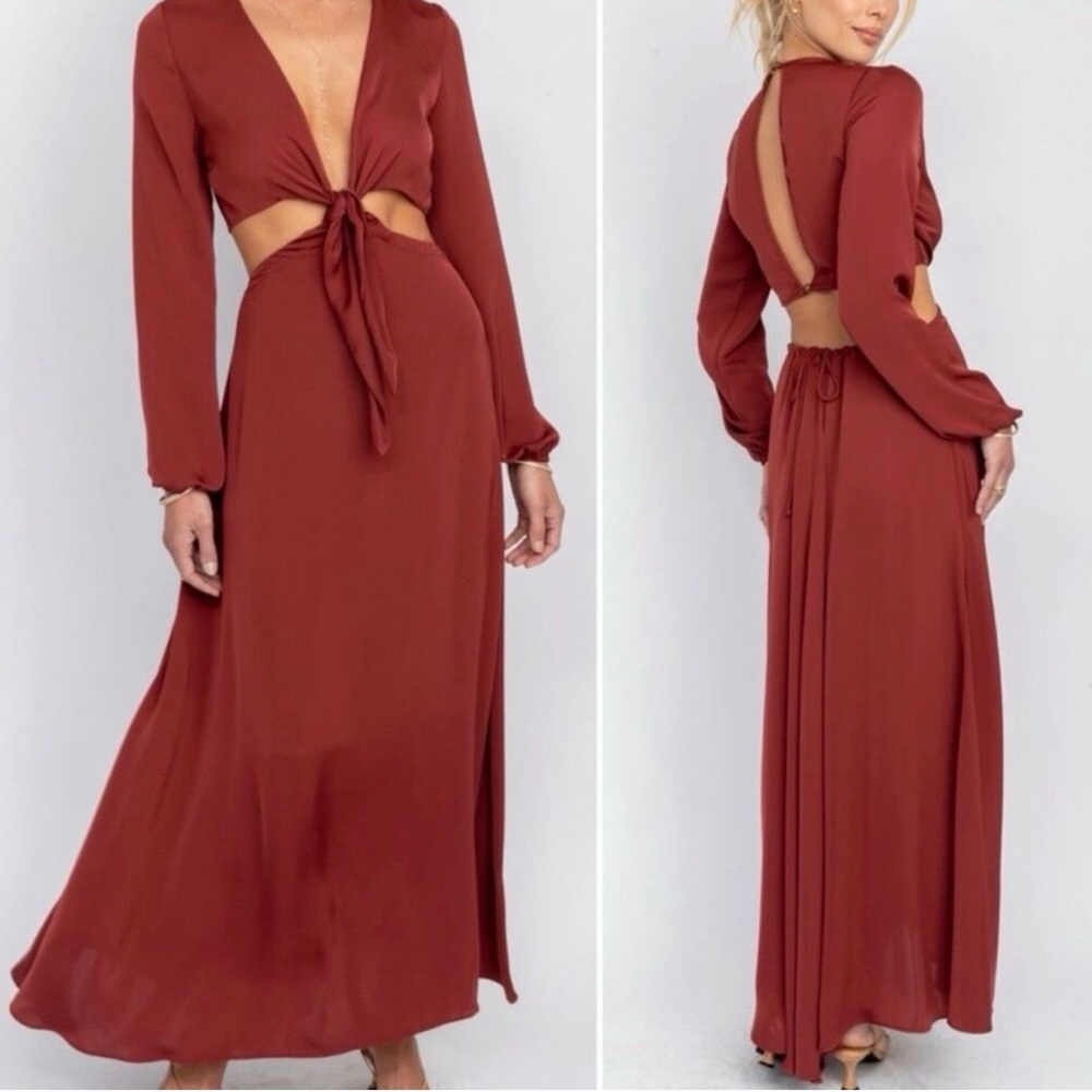 RESA Long Sleeve Cut-Out Dress in Merlot